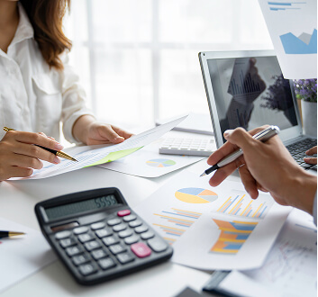 Financial & Accounting